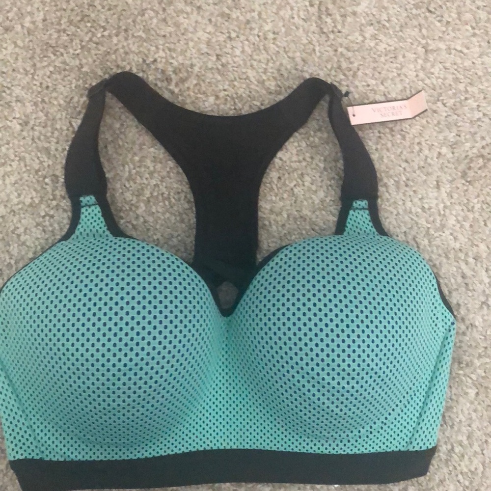 VS sports bra